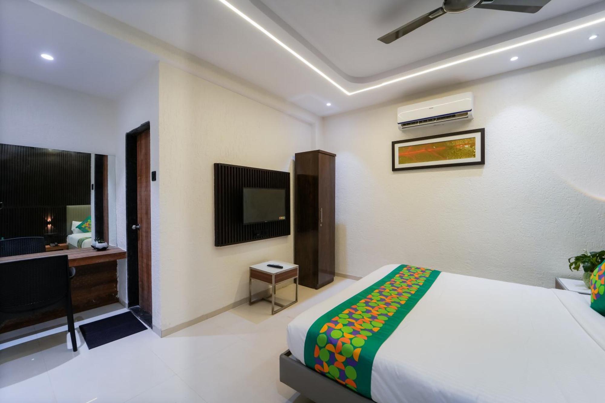 Treebo Iceberg Hotel Mahabaleshwar Bagian luar foto