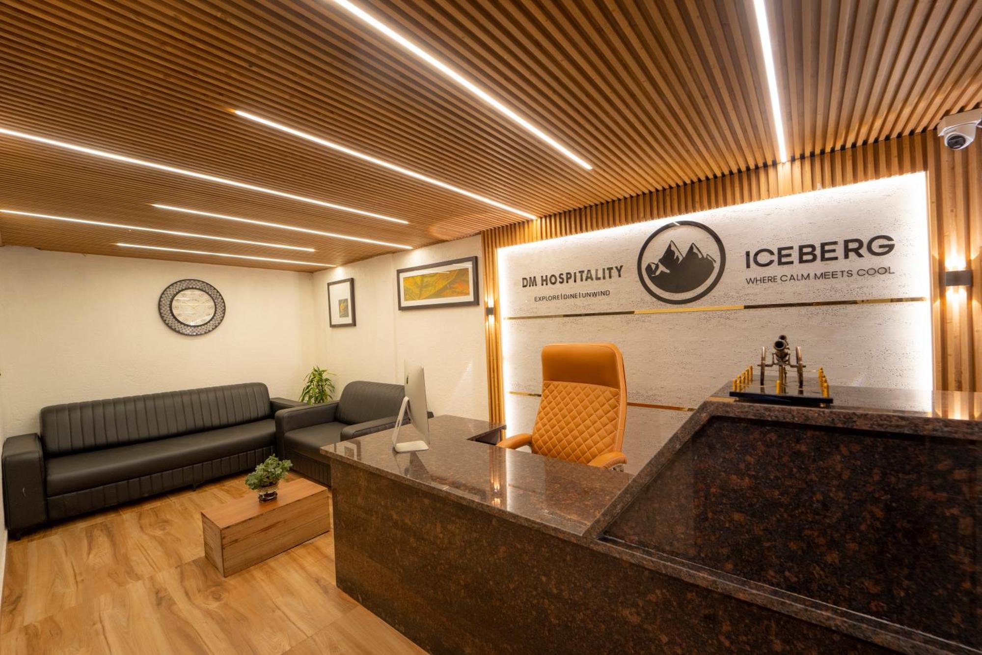 Treebo Iceberg Hotel Mahabaleshwar Bagian luar foto